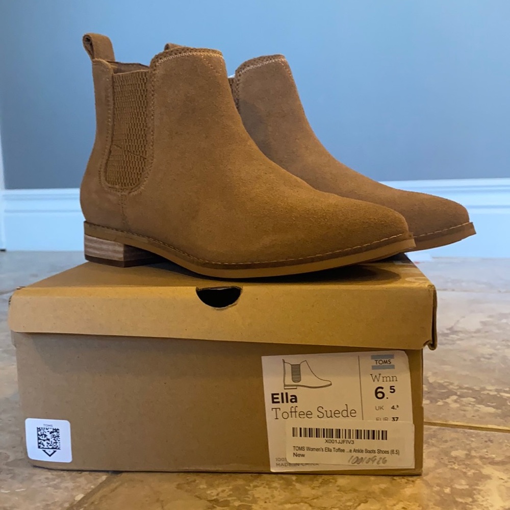 NWT toms “Ella” Chelsea bootie sz 6.5, toffee
